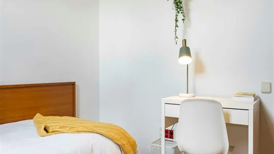 Rooms in Madrid Tetuán - photo 10