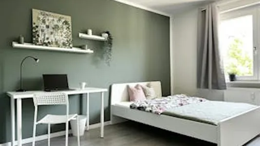 Rooms in Berlin Friedrichshain-Kreuzberg - photo 10