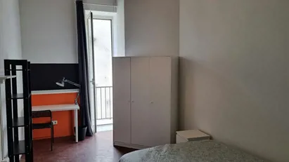 Room for rent in Napoli Municipalità 4, Naples