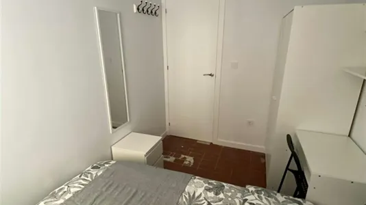 Rooms in Manises - photo 4