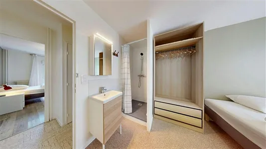 Rooms in Lyon - photo 5