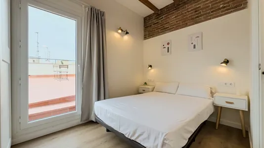Apartments in Barcelona Ciutat Vella - photo 7