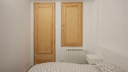 Apartments in Barcelona Ciutat Vella - photo 9