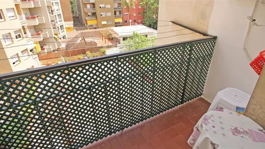 Rooms in Barcelona Eixample - photo 9