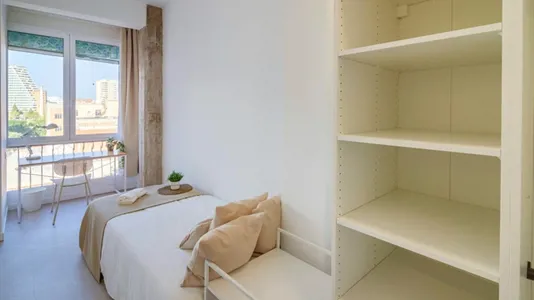 Rooms in Valencia L'Eixample - photo 2