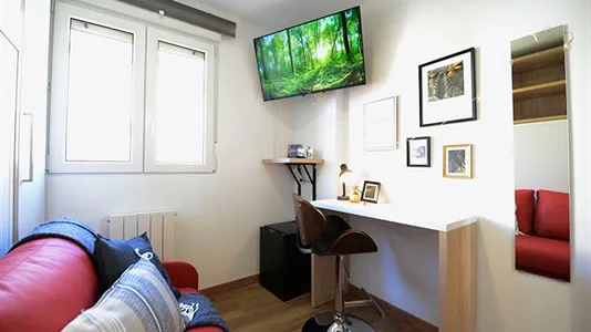 Rooms in Bilbao - photo 5