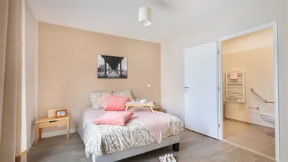 Apartment for rent in Le Raincy, Île-de-France