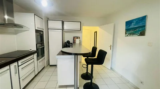 Apartments in Saint-Denis - photo 1
