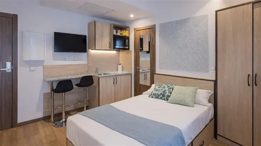 Rooms in Madrid Moncloa-Aravaca - photo 1