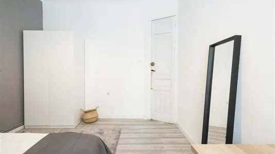 Rooms in Madrid Retiro - photo 5