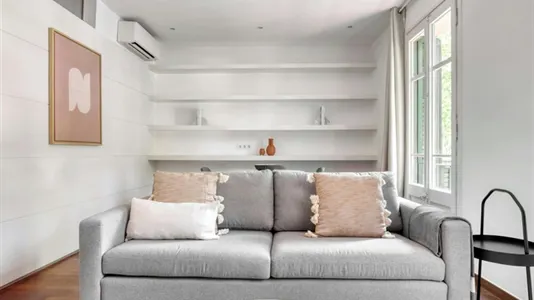 Apartments in Barcelona Eixample - photo 2