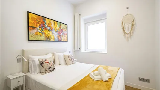 Apartments in Madrid Chamberí - photo 10