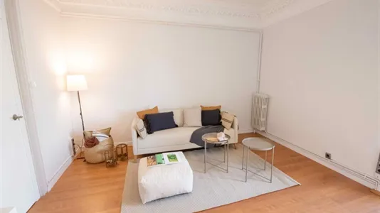 Rooms in Barcelona Sarrià-St. Gervasi - photo 9