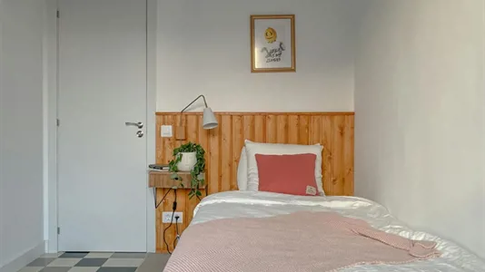 Rooms in Barcelona Eixample - photo 3