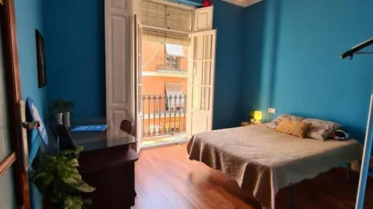 Rooms in Valencia Ciutat Vella - photo 4