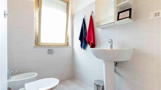 Rooms in Roma Municipio IX – EUR - photo 5