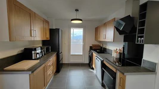 Rooms in Grenoble - photo 2