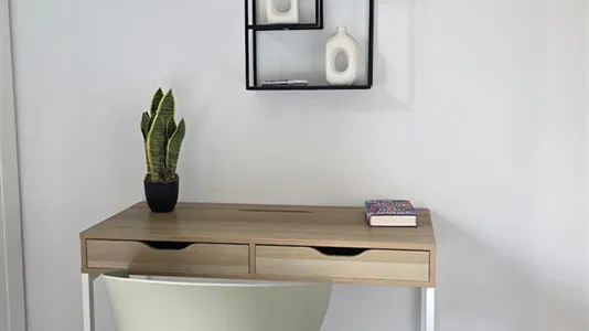 Rooms in Barcelona Eixample - photo 7