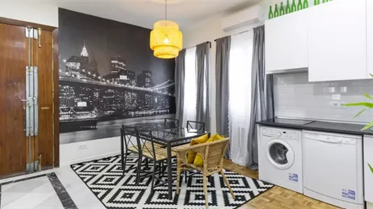 Rooms in Madrid Chamberí - photo 10