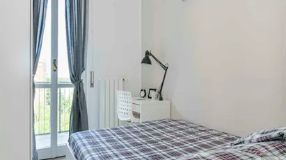 Room for rent in Milano Zona 5 - Vigentino, Chiaravalle, Gratosoglio, Milan