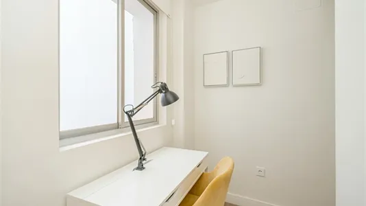 Rooms in Málaga - photo 5