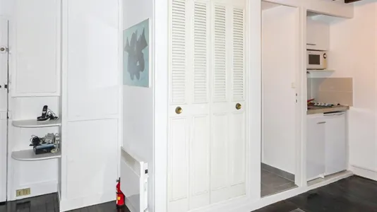 Apartments in Paris 7ème arrondissement - photo 9