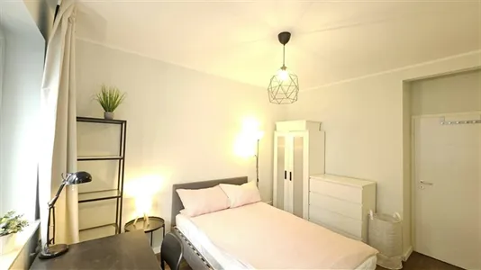 Rooms in Cologne Innenstadt - photo 9