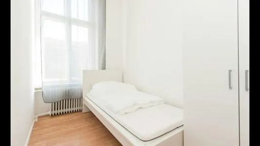 Rooms in Berlin Friedrichshain-Kreuzberg - photo 1