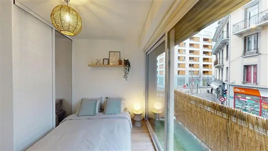 Rooms in Saint-Julien-en-Genevois - photo 5