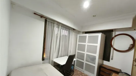 Rooms in Castellón de la Plana/Castelló de la Plana - photo 1