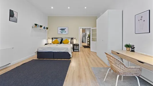 Apartments in Location is not specified - photo 5