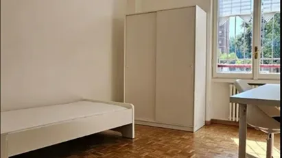 Room for rent in Milano Zona 5 - Vigentino, Chiaravalle, Gratosoglio, Milan