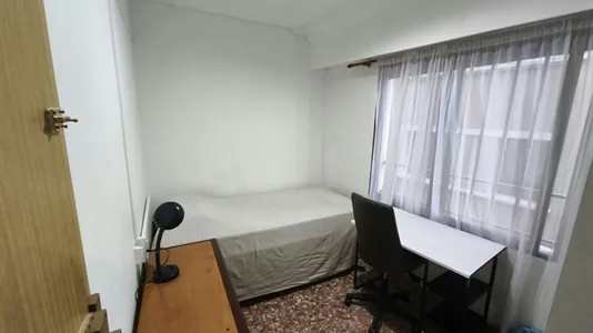 Rooms in Castellón de la Plana/Castelló de la Plana - photo 8