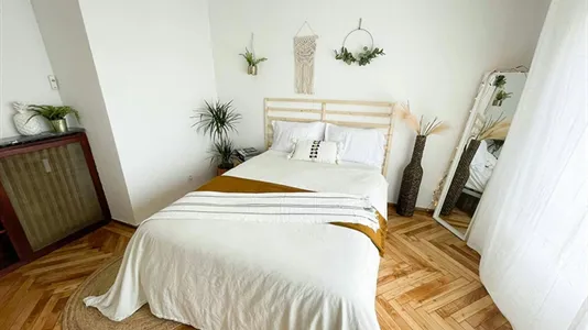 Rooms in Madrid Fuencarral-El Pardo - photo 2