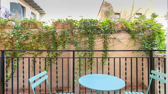 Apartments in Barcelona Eixample - photo 8