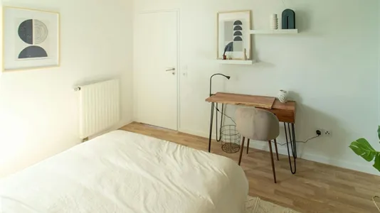 Rooms in Paris 19ème arrondissement - photo 4