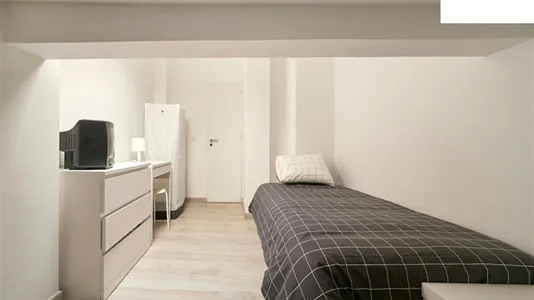 Rooms in Amadora - photo 4