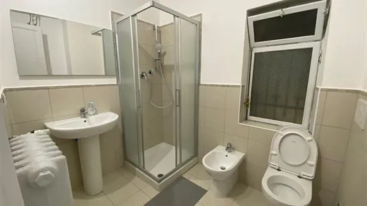 Rooms in Turin - photo 9