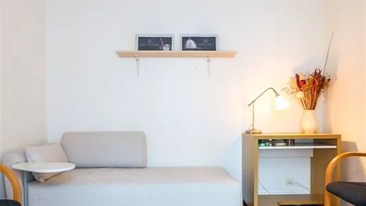 Apartments in Paris 9ème arrondissement - photo 9