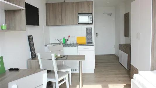 Apartments in Berlin Lichtenberg - photo 2