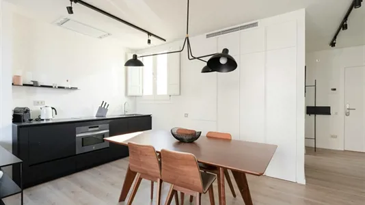 Apartments in Barcelona Eixample - photo 3