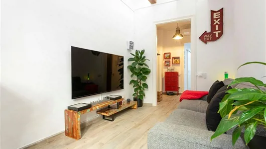 Apartments in Barcelona Ciutat Vella - photo 3