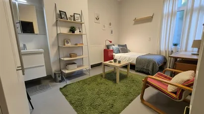 Room for rent in Brussels Etterbeek, Brussels