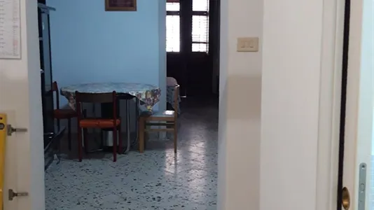 Rooms in Palermo - photo 1