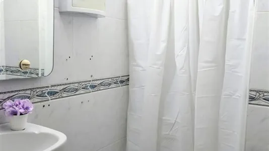 Rooms in Moncada - photo 8