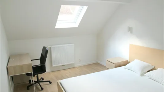 Rooms in Brussels Schaarbeek - photo 2