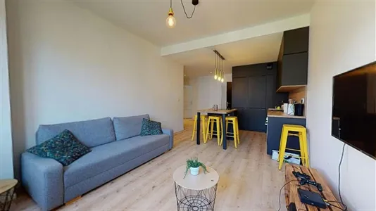 Rooms in Grenoble - photo 4