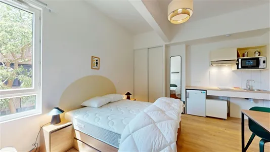 Rooms in Pontoise - photo 2