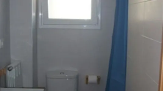 Rooms in Zaragoza - photo 6