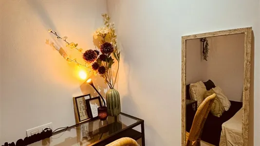 Rooms in Barcelona Eixample - photo 6